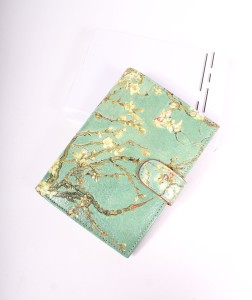 YG Обложка на автодокументы с кнопкой 202513